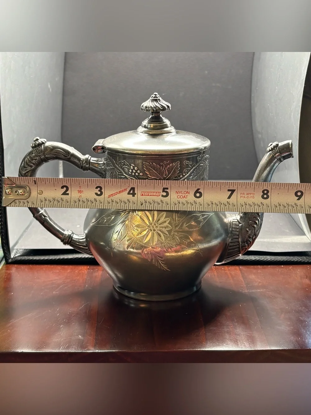 Victorian Manhattan Silver Plate Teapot 1005 Quadruple Plated Floral Grapevine